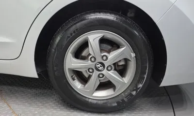 Hyundai Avante 2016, 227225 км, за 3843.65 USD