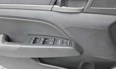 Hyundai Avante 2016, 227225 км, за 3843.65 USD - фото 12