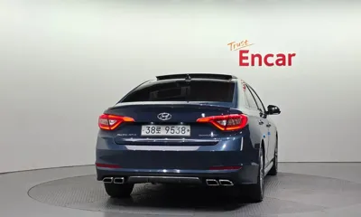 Hyundai Sonata 2015, 117356 км, за 6937.56 USD