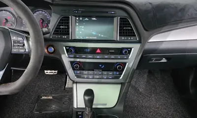 Hyundai Sonata 2015, 117356 км, за 6937.56 USD - фото 15