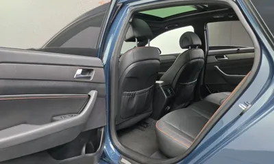 Hyundai Sonata 2015, 117356 км, за 6937.56 USD - фото 17