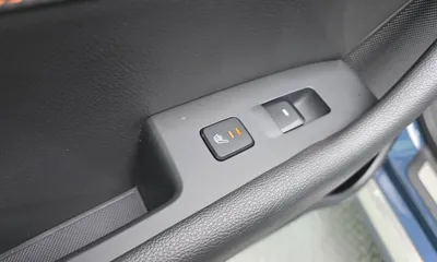 Hyundai Sonata 2015, 117356 км, за 6937.56 USD - фото 18