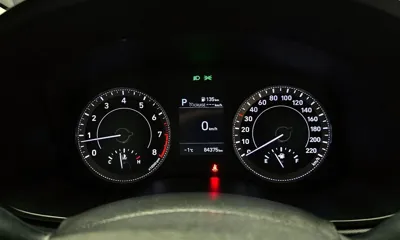 Hyundai Venue 2020, 84375 км, за 8252.39 USD - фото 8