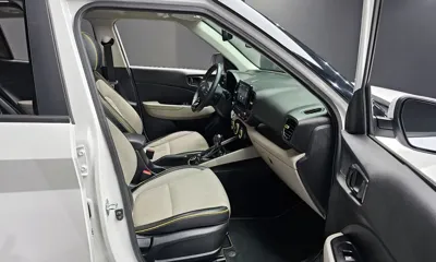 Hyundai Venue 2020, 84375 км, за 8252.39 USD - фото 11