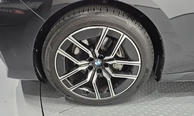 BMW 7-Series 2023, 37215 км, за 78655.53 USD