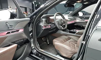BMW 7-Series 2023, 37215 км, за 78655.53 USD - фото 10