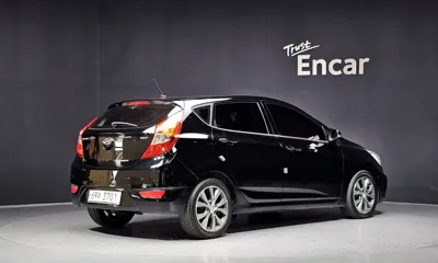 Hyundai Accent 2015, 128596 км, за 32566.79 USD