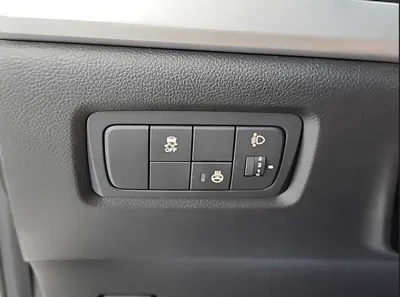 KG_Mobility_Ssangyong KORANDO 2016, 151279 км, за 2931.6 USD - фото 17