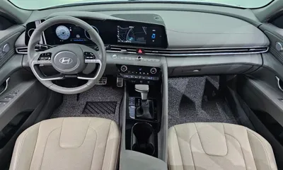Hyundai Avante 2024, 10441 км, за 16416.95 USD - фото 7