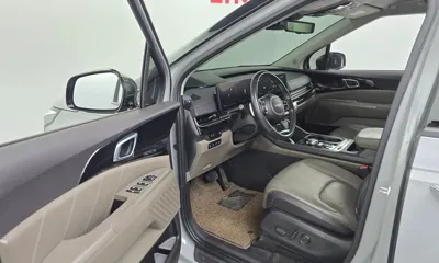 Kia Canival 2024, 59525 км, за 29005.61 USD - фото 10
