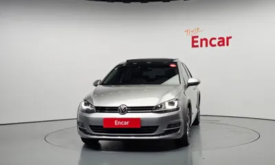 Volkswagen Golf 2016, 89261 км, за 6890.43 USD