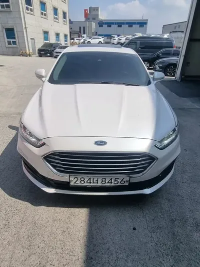 Ford Mondeo · 2020 год