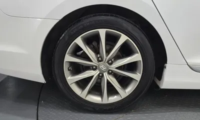 Hyundai Grandeur 2016, 178978 км, за 4493.06 USD