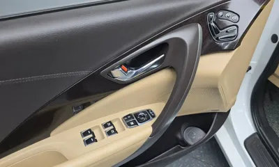 Hyundai Grandeur 2016, 178978 км, за 4488.68 USD - фото 15
