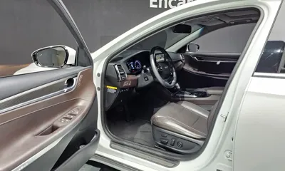 Hyundai Grandeur 2018, 101783 км, за 10769.74 USD - фото 10