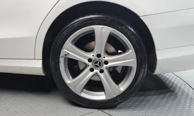 Mercedes-Benz C-Class 2018, 138231 км, за 9846.4 USD - фото 21