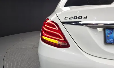 Mercedes-Benz C-Class 2018, 138231 км, за 9846.4 USD - фото 23