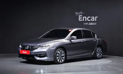 Honda Accord · 2017 год