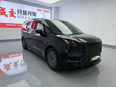 Zeekr 009 2023, 80000 км, за 35314.21 USD