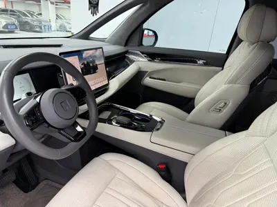 Zeekr 009 2023, 80000 км, за 35314.21 USD