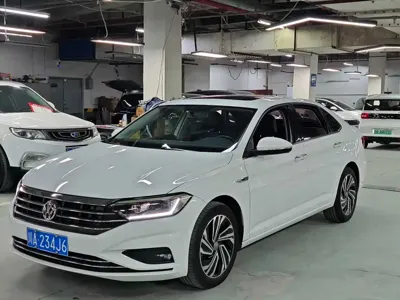 Volkswagen Sagitar · 2022 год