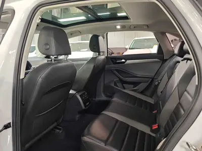 Volkswagen Sagitar 2022, 50000 км, за 11594.83 USD - фото 9