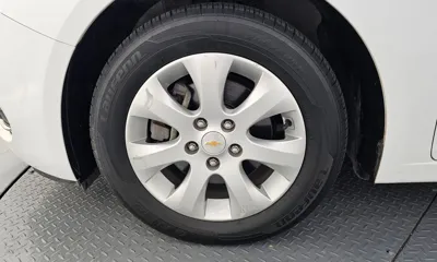 ChevroletGMDaewoo Cruze 2015, 102519 км, за 2340.24 USD