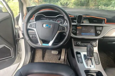 Geely Auto Emgrand GS 2016, 56500 км, за 5282 USD - фото 9