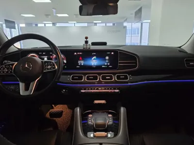 Mercedes-Benz GLE-Class 2023, 136753 км, за 45621.64 USD - фото 7