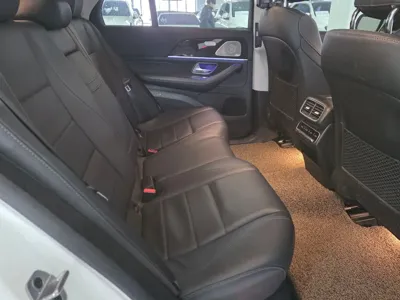 Mercedes-Benz GLE-Class 2023, 136753 км, за 45621.64 USD - фото 10