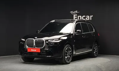 BMW X7 · 2025 год