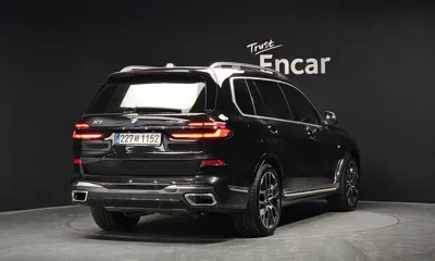 BMW X7 2025, 11218 км, за 99960.96 USD