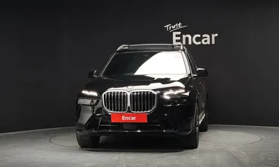 BMW X7 2025, 11218 км, за 99960.96 USD