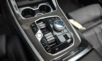BMW X7 2025, 11218 км, за 99960.96 USD - фото 9
