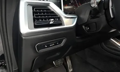 BMW X7 2025, 11218 км, за 99960.96 USD - фото 36