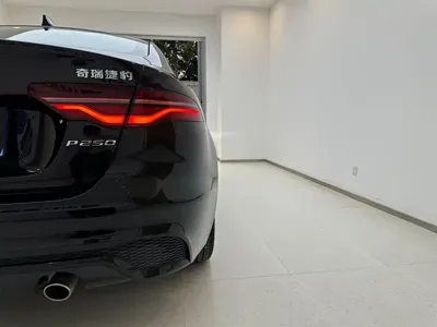 Jaguar XEL 2024, 29000 км, за 19113.81 USD - фото 7