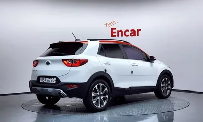 Kia Stonic 2018, 60332 км, за 8255.86 USD