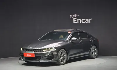 Kia K5 · 2020 год