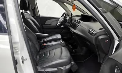 Citroen-DS C4 Picasso 2017, 165628 км, за 5714.66 USD - фото 11