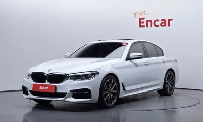BMW 5-Series · 2017 год