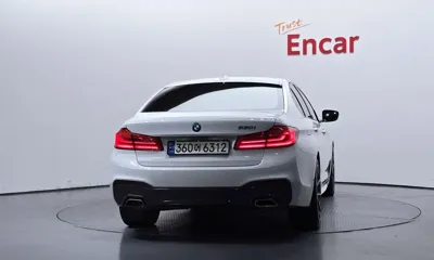 BMW 5-Series 2017, 213117 км, за 10336.08 USD