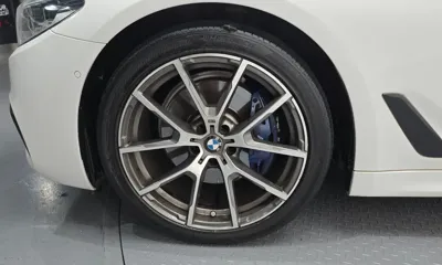BMW 5-Series 2017, 213117 км, за 10336.08 USD