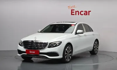 Mercedes-Benz E-Class · 2017 год