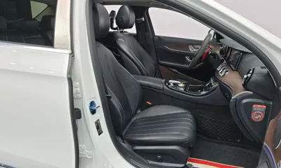 Mercedes-Benz E-Class 2017, 139167 км, за 12251.65 USD - фото 10