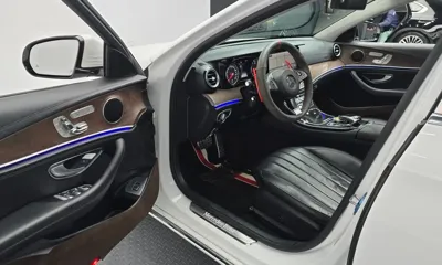 Mercedes-Benz E-Class 2017, 139167 км, за 12251.65 USD - фото 11