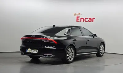 Hyundai Grandeur 2022, 149480 км, за 13834.43 USD