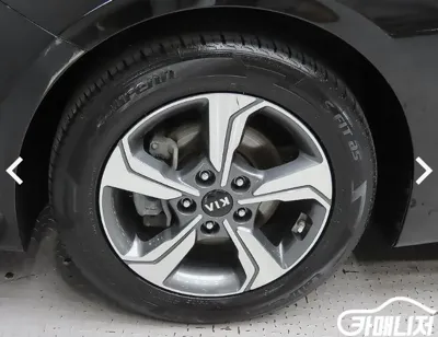 Kia K3 2019, 124585 км, за 5537.46 USD