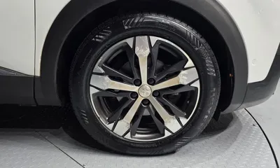 Peugeot 5008 2018, 100295 км, за 9254.37 USD
