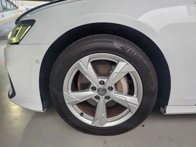 Audi A6 2020, 84199 км, за 17499.36 USD