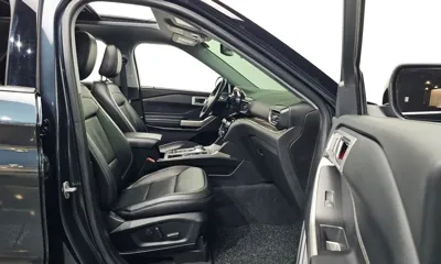 Ford Explorer 2022, 43531 км, за 20198.66 USD - фото 11